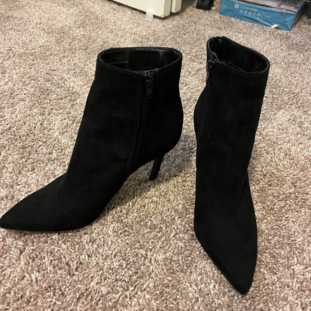 Thalia Sodi Black Ankle Boots